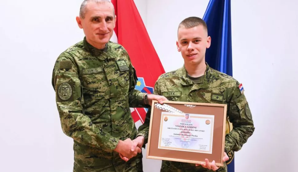 Pozornik Picek najbolji vojnik 2024. zbog hrabrosti u spašavanju života nakon nesrećeveljača 2025.