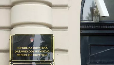 Zagreb, 11.2.2015. - Sani Ljubičić, dosadanja zamjenica ravnateljice Ureda za suzbijanje korupcije i organiziranog kriminaliteta (USKOK-a), po odluci glavnog dravnog odvjetnika Dinka Cvitana, imenovana je za vriteljicu dunosti upanijske dravne odvjetnice u Zagrebu. Arhivska fotogafija od 27.04.2011. godine prikazuje zgradu Dravnog odvjetnitva Republike Hrvatske (DORH) u Gajevoj ulici u Zagrebu. Dfoto HINA/Damir SENČAR /mm