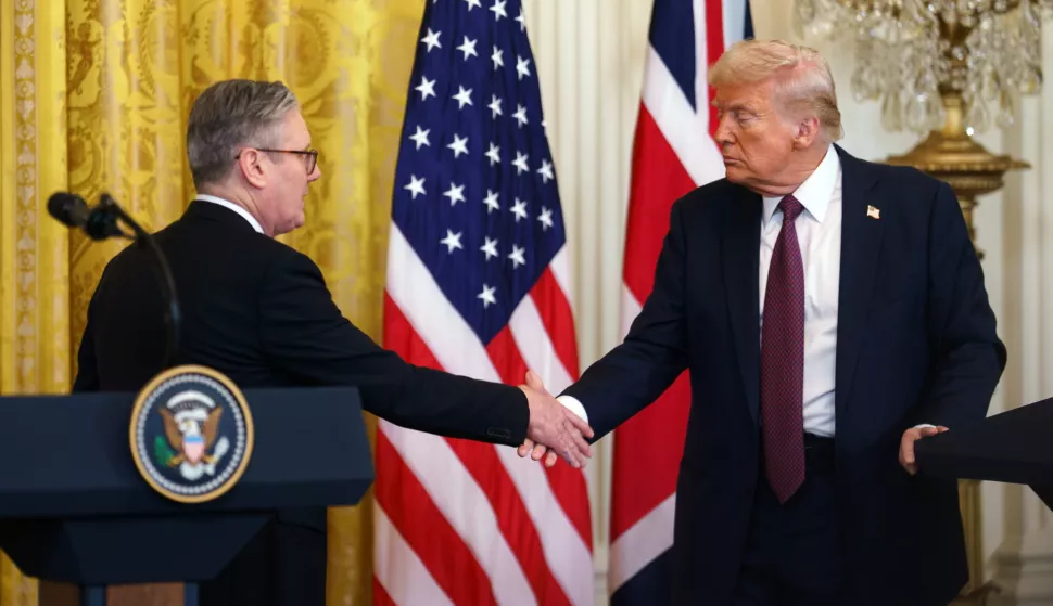 epa11928960 US President Donald Trump (R) with British Prime Minister Keir Starmer (L) during a press conference at the White House Washington, DC, USA, 27 February 2025. EPA/WILL OLIVER