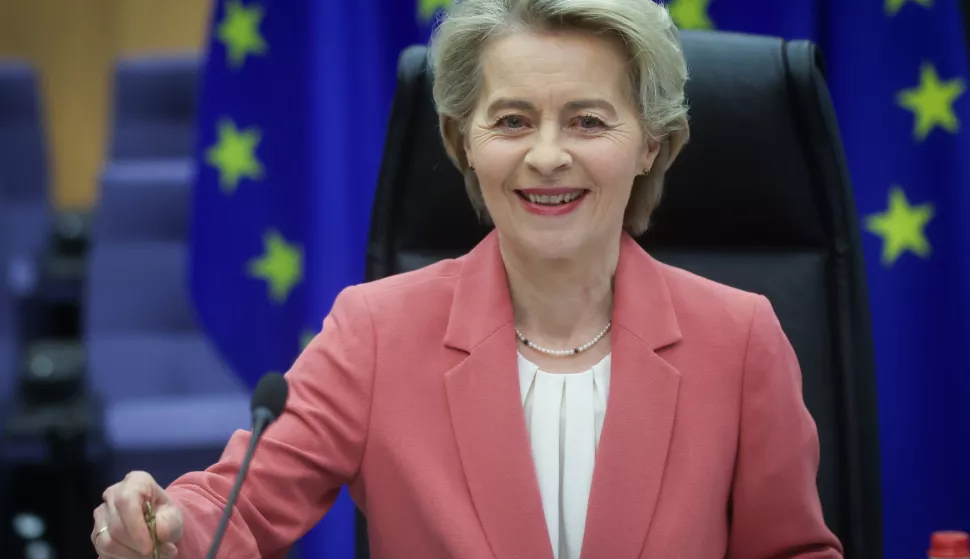 epa11859622 European Commission President Ursula von der Leyen at the start of the European Commission College meeting in Brussels, Belgium, 29 January 2025. Von der Leyen will present the European Competitiveness Compass today, with Commission Executive Vice President Stephane Sejourne, to safeguard and boost Europe's competitiveness. EPA/OLIVIER HOSLET
