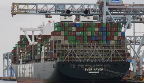 epa11928664 The container ship, Ever Favor, is unloaded at the Conley Terminal in Boston, Massachusetts, USA, 27 February 2025. US President Trump posted on social media that his proposed tariffs on Mexico and Canada will go into effect on 04 March 2025 with an additional 10 percent tariff on China. EPA/CJ GUNTHER