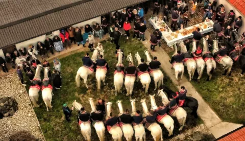 fotka je preuzeta s fejsa načelnika Davora Tubajskog