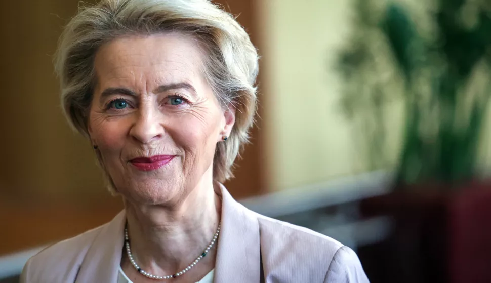 epa11937399 European Commission President Ursula von der Leyen poses as she attends the Strategic Dialogue on the Future of the European Automotive Industry, at the European Commission (EC) in Brussels, Belgium, 03 March 2025. EPA/OLIVIER MATTHYS