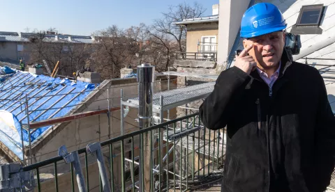 SLAVONSKI BROD, 5. ožujka 2025. (Hina) - Ministar prostornoga uređenja, graditeljstva i državne imovine Branko Bačić razgovarao je u srijedu s brosko-posavskim županom Danijelom Marušićem o novim projektima i energetskoj obnovi, za koje su sredstva osigurana iz Nacionalnog plana oporavka i otpornosti (NPOO).