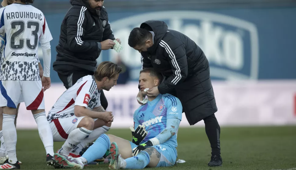 Zagreb, 02.03.2025 - Utakmica 24. kola HNL-a Dinamo - Hajduk. Na fotografiji Ivan Rakitić, Ivan Lučić.foto HINA/ Daniel KASAP/ dk
