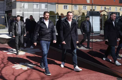 Osijek, 06. 03. 2025., Trg slobode, početak radova, dječje igralište, uklanjanje fontane, javni WC postaje ugostiteljski objekt, nova rasvjeta, komplentna rekonstrukcija, obilazak radova, Ivan Radić; Igor PandžićSNIMIO BRUNO JOBST