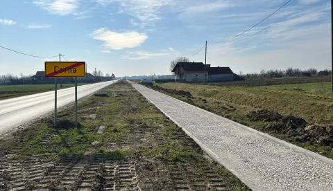 Biciklistička staza Cernaustupljena fotografija