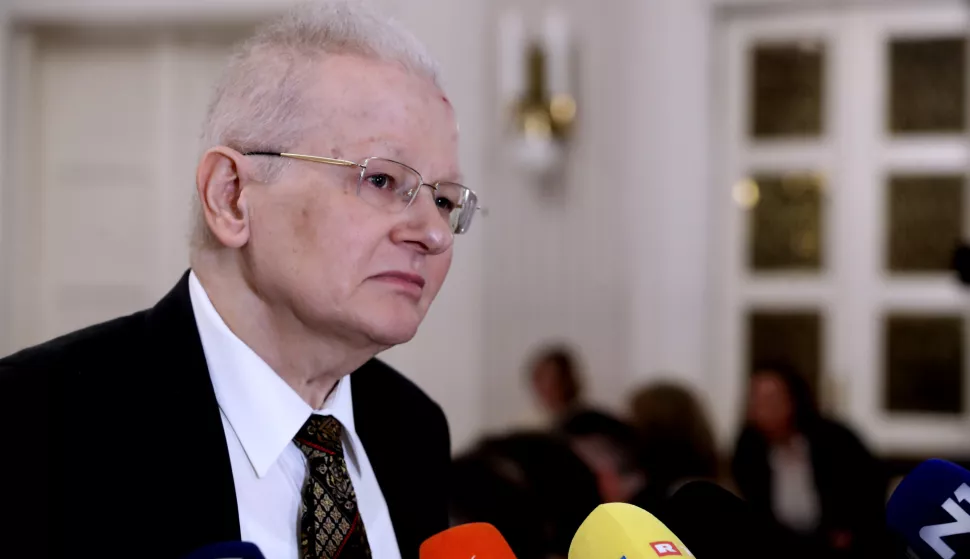 Zagreb, 02.05.2023. - Dan uoči Svjetskog dana slobode medija, Hrvatsko novinarsko drutvo predstavitlo je nove rezultate godinje ankete o tubama za povredu ugleda i časti protiv novinara, urednika i medija. Nakon predstavljanja rezultata otvarena je rasprava u kojoj su sudjelovali predstavnici ministarstava, suci, odvjetnici, novinari i urednici medija, koji su govorili o pritiscima SLAPP-tubi na slobodu medija te mehanizmima zatite od zloupotrebe pravosudnog sustava za uutkivanje kritičkih glasova. Na fotografiji Radovan Dobronić. foto HINA /Zvonimir KUHTIĆ/ kuzo