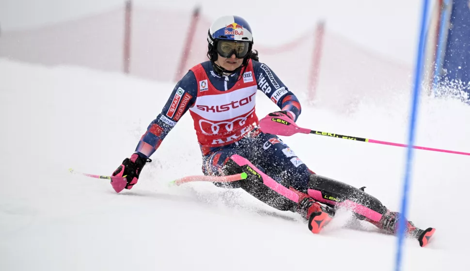 epa11950697 Zrinka Ljutic of Croatia in action during the first run of the women's slalom event during the FIS Alpine Skiing World Cup in Are, Sweden, 09 March 2025. EPA/Pontus Lundahl SWEDEN OUT
