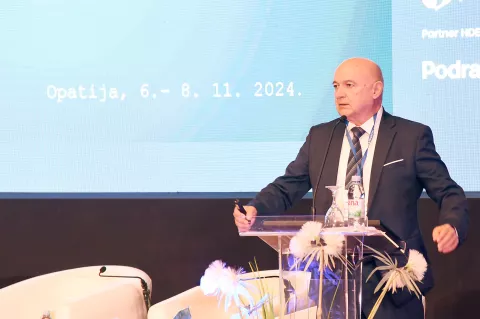 OPATIJA,08. 11.2024. NOVOSTI32. SAVJETOVANJE EKONOMISTA NA FOTO: LJUBO JURCICSNIMIO SERGEJ DRECHSLER