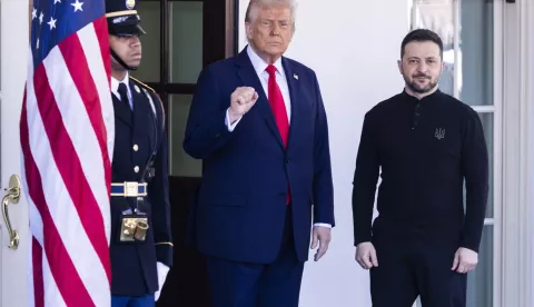 epa11930622 US President Donald Trump (L) greets Ukrainian President Volodymyr Zelensky (R) outside the West Wing of the White House in Washington, DC, USA, 28 February 2025. Zelensky is in Washington to sign the framework of a deal, pushed by President Trump, to share Ukraines's mineral wealth with the US. EPA/SHAWN THEW