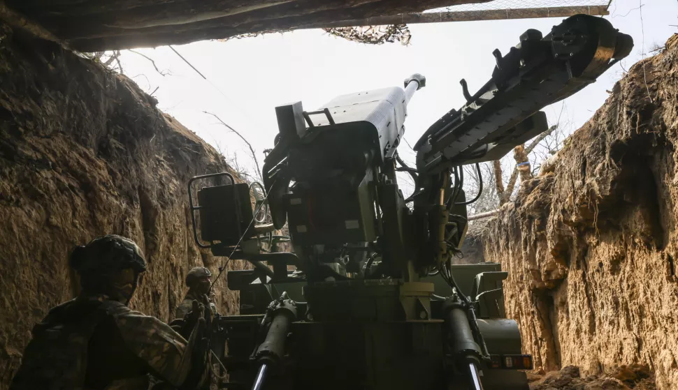 epa11951480 An artillery unit from the National Police of Ukraine operates with a Ukrainian self-propelled howitzer 'Bohdana', a 155 mm NATO-standard caliber wheel developed in Ukraine, at an undisclosed location on a frontline in the Zaporizhzhia region, Ukraine, 05 March 2025 (issued 09 March 2025), amid the ongoing Russian invasion. EPA/OLEG MOVCHANIUK