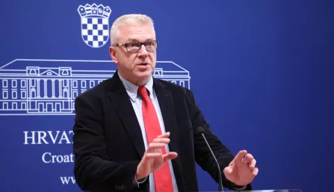 Zagreb, 08.03.2019 - Konferencija za novinare predsjednika Odbora za unutarnju politiku i nacionalnu sigurnost Hrvatskoga sabora Ranka Ostojića na temu "Policijsko postupanje prema novinarki Đurđici Klancir". Na fotgrafiji Ranko Ostojić.foto HINA/ Admir BULJUBAŠIĆ/ abu