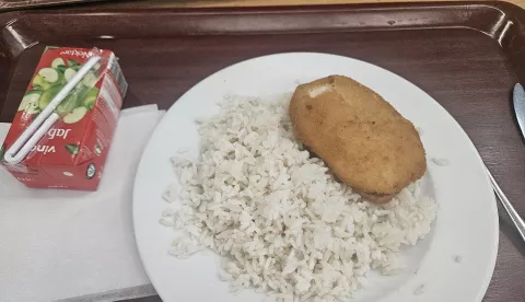 Obrok u studentskoj menzi