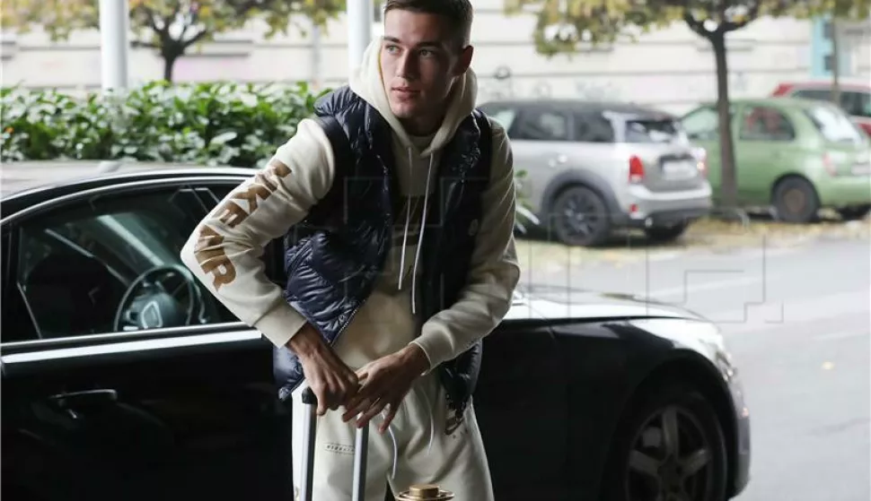 Okupljanje hrvatske nogometne reprezentacijeZagreb, 14.11.2022. - Okupljanje hrvatske nogometne reprezentacije uoči odlaska na Svjetsko prvenstvo. Na fotografiji Luka Sučić. foto HINA/ Lana SLIVAR DOMINIĆ/ lsd