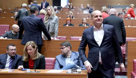 11.02.2025., Zagreb - Nakon odgode Sabor je danas glasovanjem potvrdio novog ministra poljoprivrede Davida Vlajcica. Za izbor novog ministra glasovali su i zastupnici Domovinskog pokreta pa i dosadasnji ministar Josip Dabro. Photo: Patrik Macek/PIXSELL
