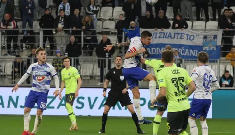 Osijek, 01. 03. 2025, Opus Arena, nogomet, Osijek - Slavne Belupo, SupreSport HNL 24/25, Hrvoje Babec (6).snimio GOJKO MITIĆ