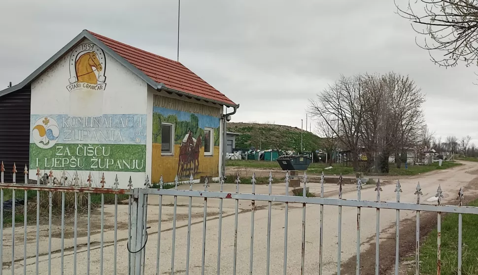 Ulaz u gradsko odlagali&scaron;te otpada, ožujak 2025.foto: Marija Le&scaron;ić Omerović