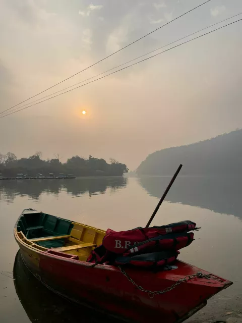 MAGAZIN INA NEPAL INDIJA