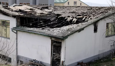 epaselect epa11967722 A view of the nightclub where more than 30 people lost their lives in a fire in Kocani, Republic of North Macedonia, 16 March 2025. A fire at a discotheque in Kocani in the early hours of 16 March 2025 claimed the lives of at least 30 people and left over 100 injured, according to initial reports from the Directorate for Protection and Rescue and the Center for Crisis Management. EPA/GEORGI LICOVSKI