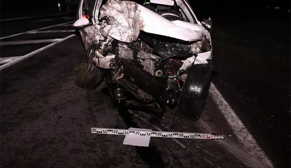 Dvoje poginulih u sudaru u Slavonskom Brodu