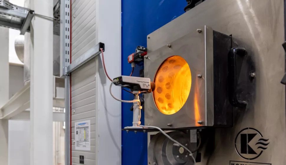 18.03.2025., Kanfanar - Predstavnici BAT-a u Hrvatskoj svecano su otvorili novo postrojenje za proizvodnju toplinske energije na biomasu u BAT-ovoj tvornici u Kanfanaru vrijedno 4,7 milijuna eura. Svecanom otvrenju prisustvovao je Donato Del Vecchio, Zvonko Kolobara, Brian Chambers, Simon Brown, Boris Miletic i ministar gospodarstva Ante Susnjar.  Photo: Igor Kralj/PIXSELL