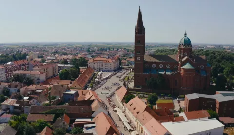 Oči sokolove: Let nad Slavonijom