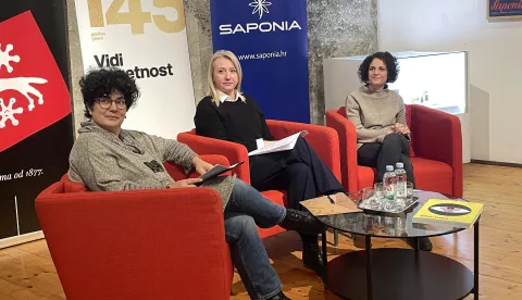 monografija "Milan Vulpe - od publicitera do grafičkog dizajnera"