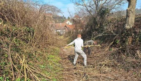 Uređenje javnih površina u Lovasu