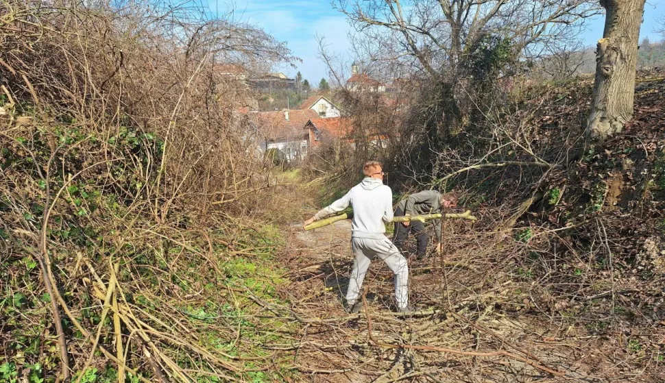 Uređenje javnih površina u Lovasu