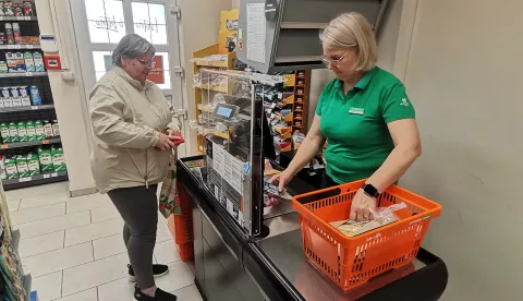 Ladimirevci, 18. 04. 2024, Mjesna trgovina, Studenac market.snimio GOJKO MITIĆ