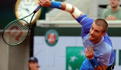 Borna Ćorić