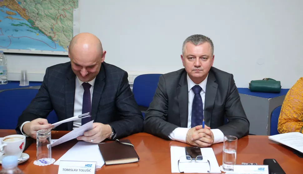 Zagreb: Sjednica Predsjedništva i Nacionalnog vijeća HDZ-a 06.12.2018., Zagreb - Tomislav Tolusic i Darko Horvat na sjednici Predsjednistva i Nacionalnog vijeca HDZ-a u sredisnjicu stranke. rrPhoto: Luka Stanzl/PIXSELL