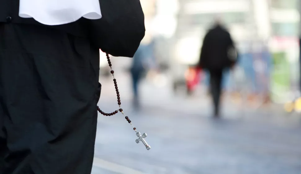 29.04.2020., Zagreb - Srediste grada. Atmosfera u centru grada nakon kisnog i tmurnog jutra. Osjeca se dobro raspolozenje te se vidi osmjeh na licu i opustenost gradjana i prolaznika. Photo: Sanjin Strukic/PIXSELL