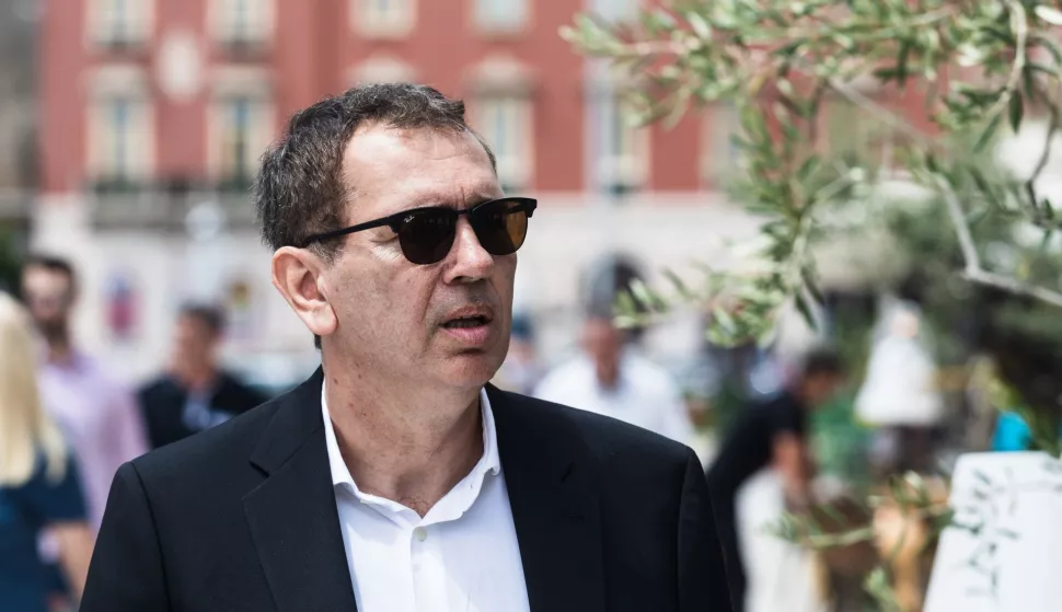 06.06.2020., Split - Miroslav Skoro u drustvu Roberta Pauletica, Hrvoja Zekanovica i clanova stranke Domovinski pokret prosetao je Marmontovom ulicom i Rivom gdje su stali na kavu i druzenje s gradanima Splita.Photo: Milan Sabic/PIXSELL