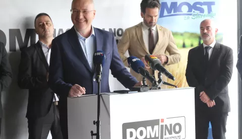 Osijek, 25. 03. 2025, Projekt 9. presss i predstavaljanje kandidata za župana i gradonačelnika Osijeka, koalicije, Domino, Most, Hrvatgski suvernisti...Mario Radić.snmio GOJKO MITIĆ