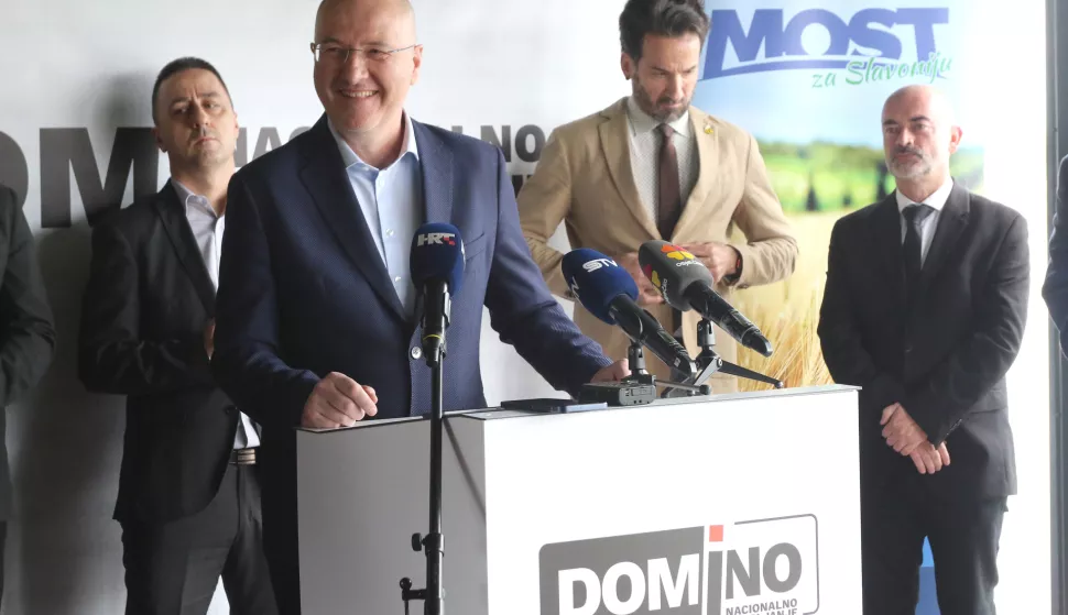 Osijek, 25. 03. 2025, Projekt 9. presss i predstavaljanje kandidata za župana i gradonačelnika Osijeka, koalicije, Domino, Most, Hrvatgski suvernisti...Mario Radić.snmio GOJKO MITIĆ