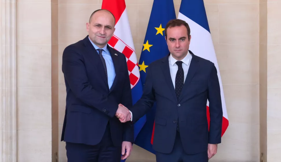 Pariz, 25.3.2025.- Hrvatski ministar obrane Ivan Anu?i? sastao se u Parizu s francuskim kolegom Sebastienom Lecornuom. foto HINA/ MORH/ F. Klen/ ua