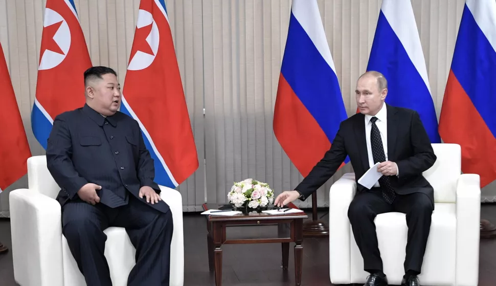 epa07526649 Russian President Vladimir Putin (R) and North Korean leader Kim Jong-un (L) meet at the Far Eastern Federal University campus on the Russky Island in Vladivostok, Russia, 25 April 2019. EPA/ALEXEI NIKOLSKY/SPUTNIK/KREMLIN POOL MANDATORY CREDIT