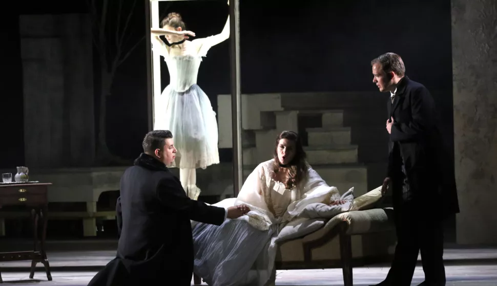 Osijek, 28. 03. 2025, Hrvatsko narodno kazalište Osijek, HNK. Premijera opere Traviata i društvena kronika nakon premijere.snimio GOJKO MITIĆ