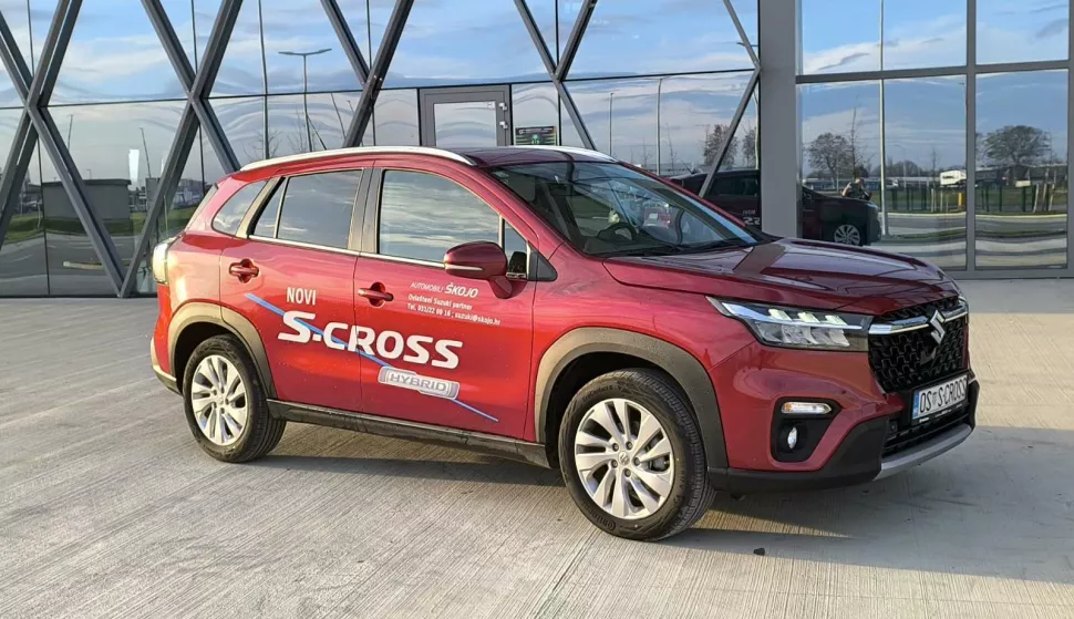 Suzuki S-Cross