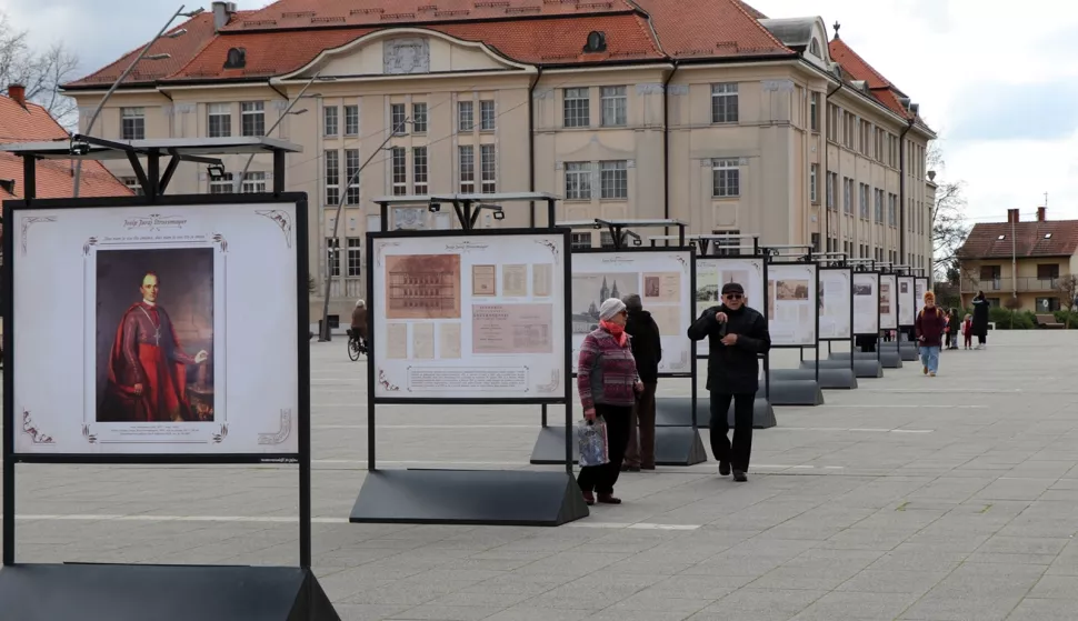Trg galerija na otvorenom - izložba o Strossmayeru