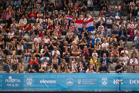 Navijanje za domaće, ali i za inozemne gimnastičarke i gimnastičare