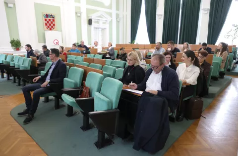 Osijek, 01. 04. 2025., HGK, Strukovna grupa zaštite okoliša u gospodarstvu HGK OBŽ, rasprava, pravilnik, Hrvatski gnojidbeni proizvodiBRUNO JOBST