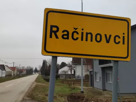 Ulaz u Račinovcesnimila: Marija Lešić Omerović