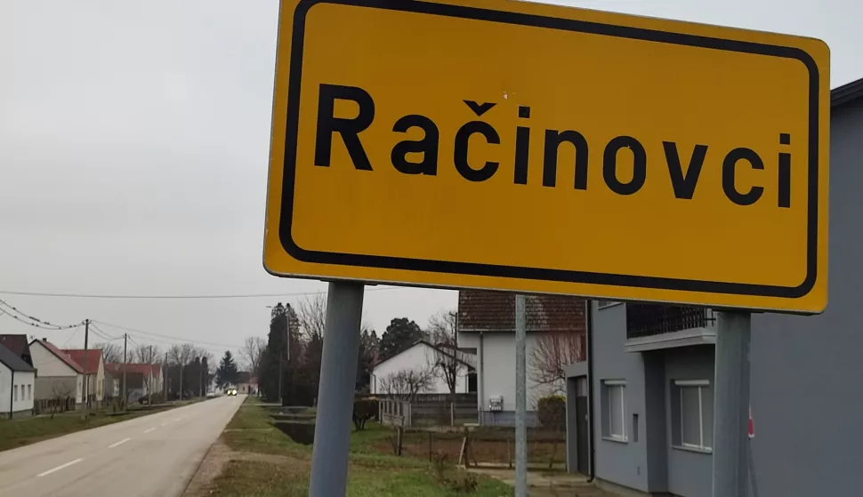 Ulaz u Račinovcesnimila: Marija Lešić Omerović