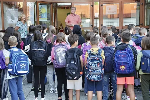 Osijek, 04. 09. 2023., OS Jagode Truhelke,; prvi dan skole,; docek sampiona,; ucenici 3.b; znatne medalje na sportskim igrama u Splitu; medjunarodno natjecanje SNIMIO BRUNO JOBST