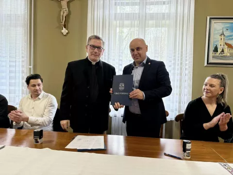 VINKOVCI - Kreće kompletna obnova krovišta crkve svetih Euzebija i Poliona, TRAVANJ 2025.   