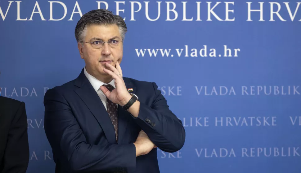 Zagreb, 24.2.2025 - Premijer Andrej Plenković (na slici) u Banskim je dvorima primio ukrajinsku djecu koja borave u Hrvatskoj na psihosocijalnoj edukaciji.Foto Hina/ Dario GRZELJ/ dag