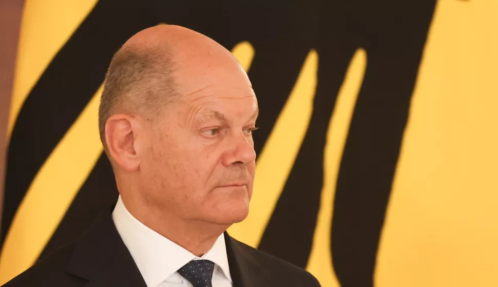 epa11987689 Outgoing German Chancellor Olaf Scholz looks on during the dismissal ceremony of the outgoing German government at Bellevue Palace in Berlin, Germany, 25 March 2025. EPA/FILIP SINGER